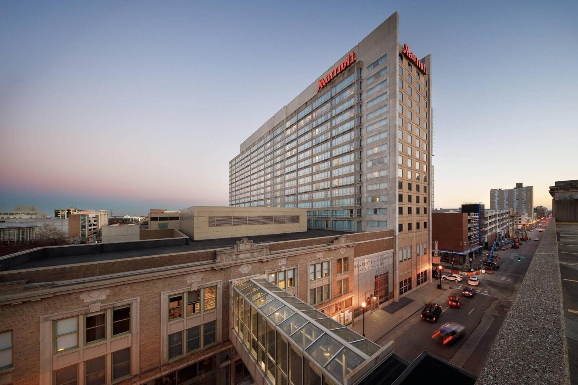 Louisville Marriott Downtown Exterior foto